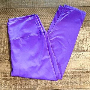 ZYIA ACTIVE PURPLE ASCEND HI RISE CAPRI LEGGINGS 💜